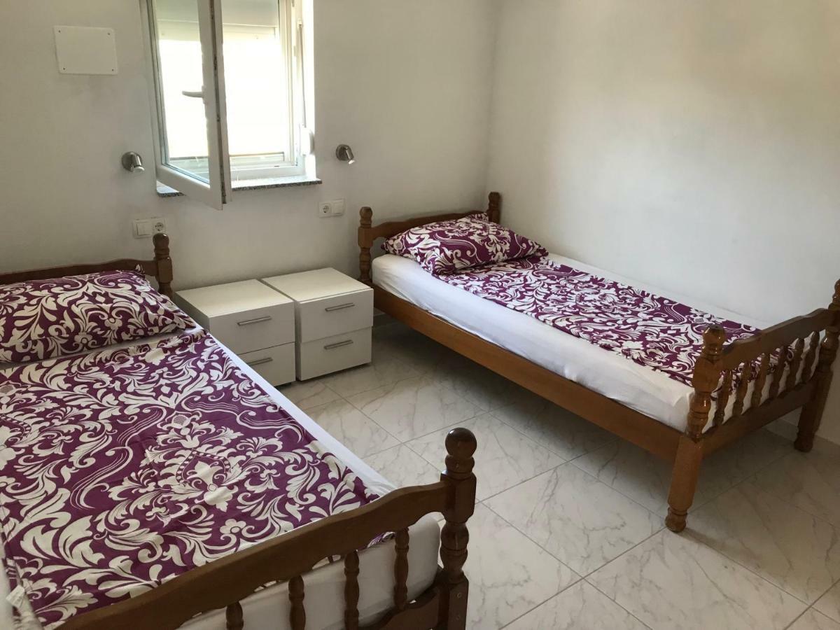 Apartmani Darija Vir Exterior foto